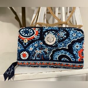 Vera Bradley Paisley Large Wallet / Clutch Fits iPhone 16 Pro Roomy Like New